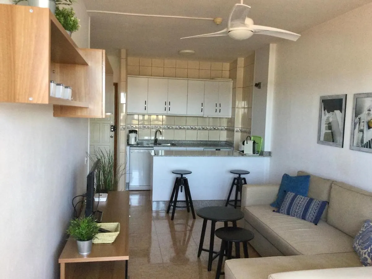 Apartamento Iguazu Seaview Near Yumbo Playa del Inglés
